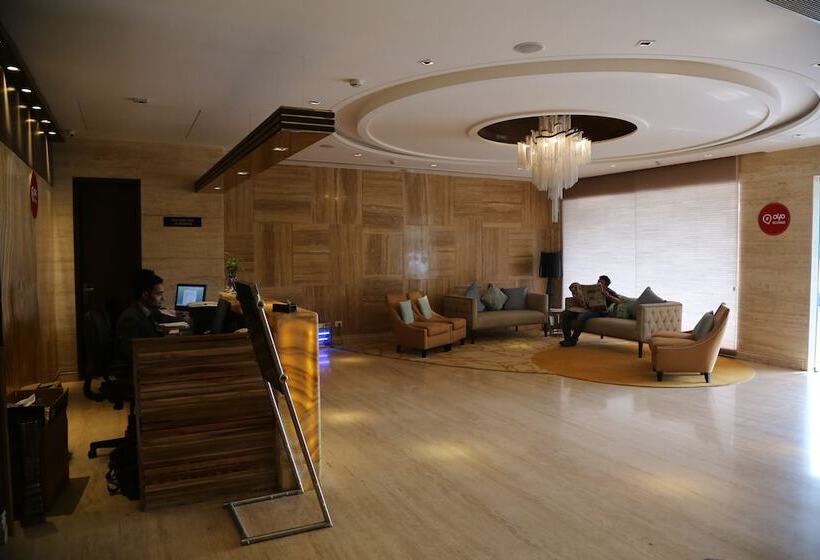 Hotelli Oscar Regency