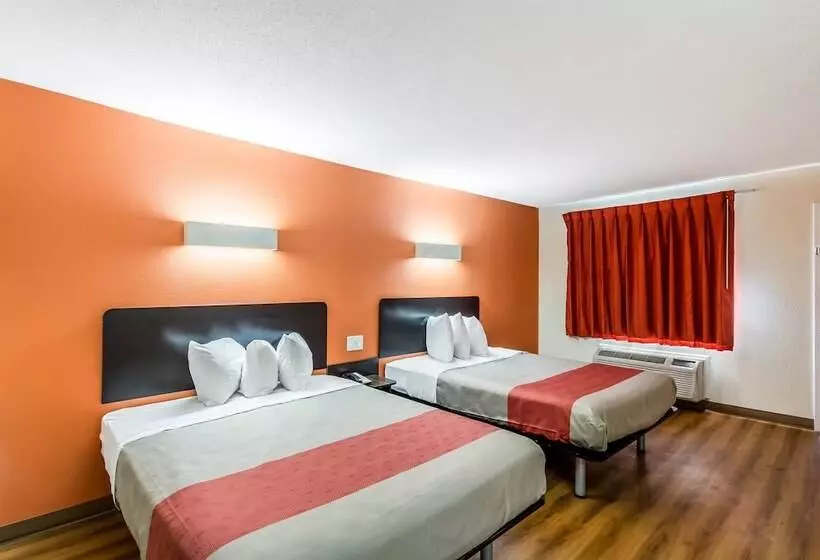 فندق Red Carpet Inn  New Brunswick