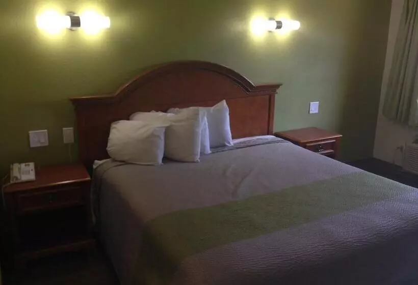 فندق Red Carpet Inn  New Brunswick