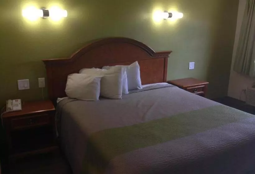 فندق Red Carpet Inn  New Brunswick