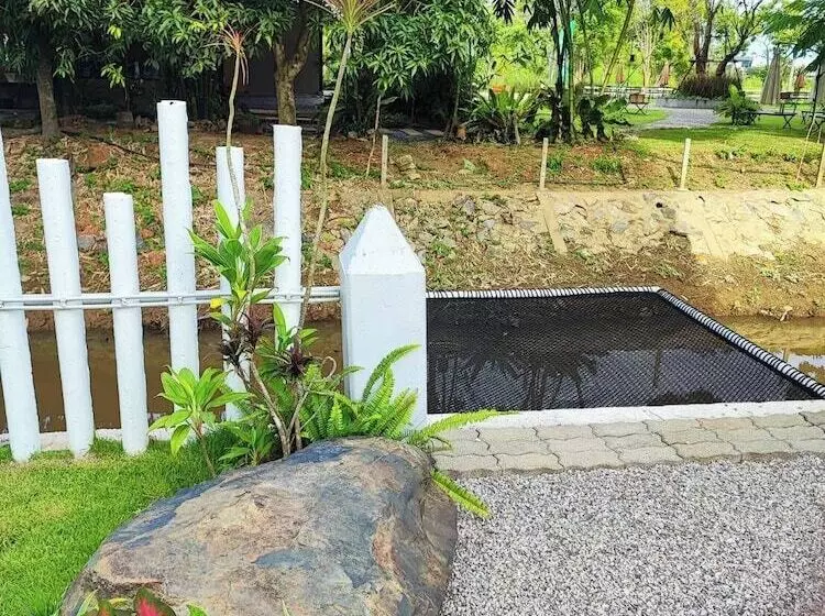 호텔 Rua Rasada Express