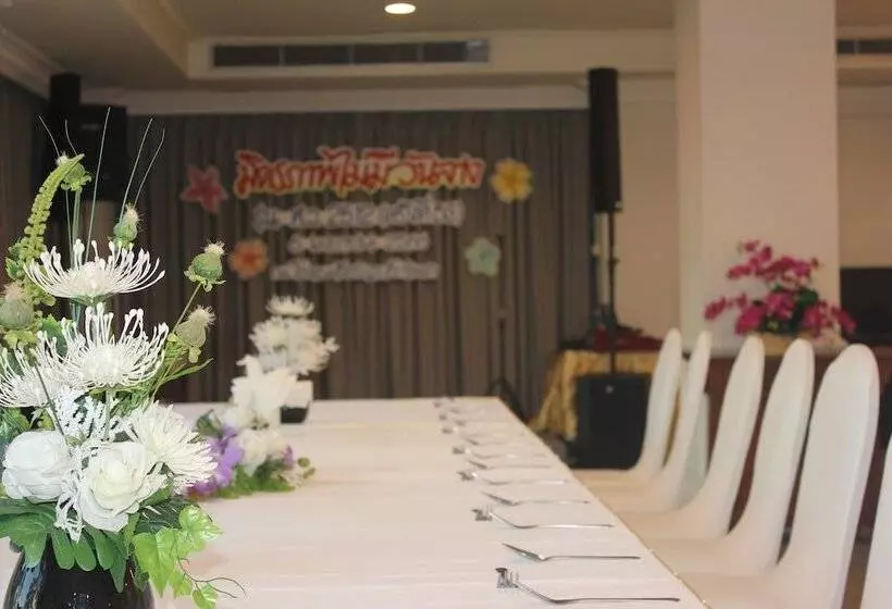 호텔 Rua Rasada Express