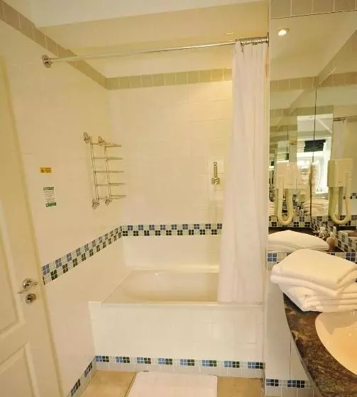 בית מלון כפרי The Castle