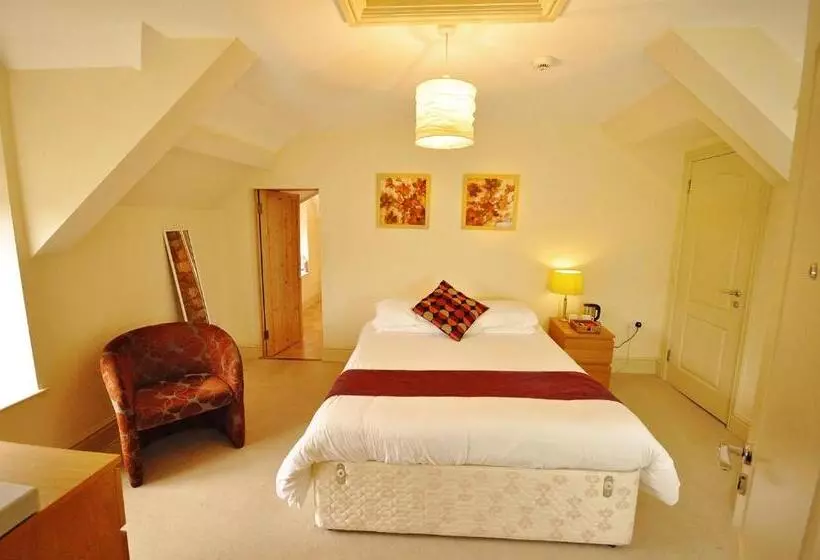 בית מלון כפרי The Castle