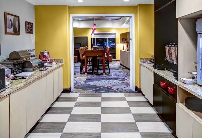 酒店 Towneplace Suites By Marriott Bakersfield West