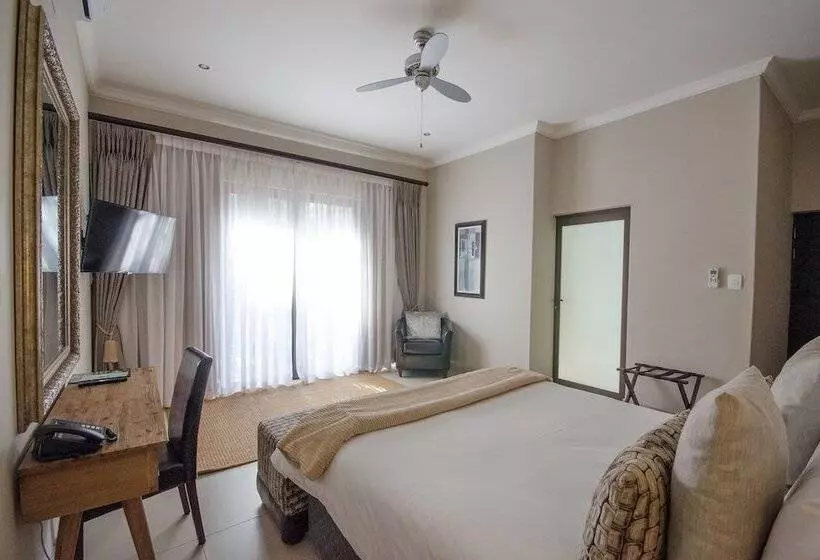 Monomotapa Village At Legend Golf & Safari Resort