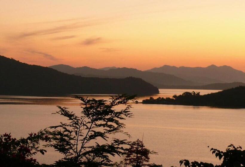 リゾートホテル La Estancia Busuanga