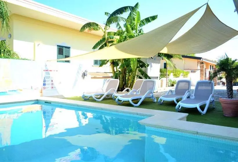 Villa Paglianiti   Your Family Residence!