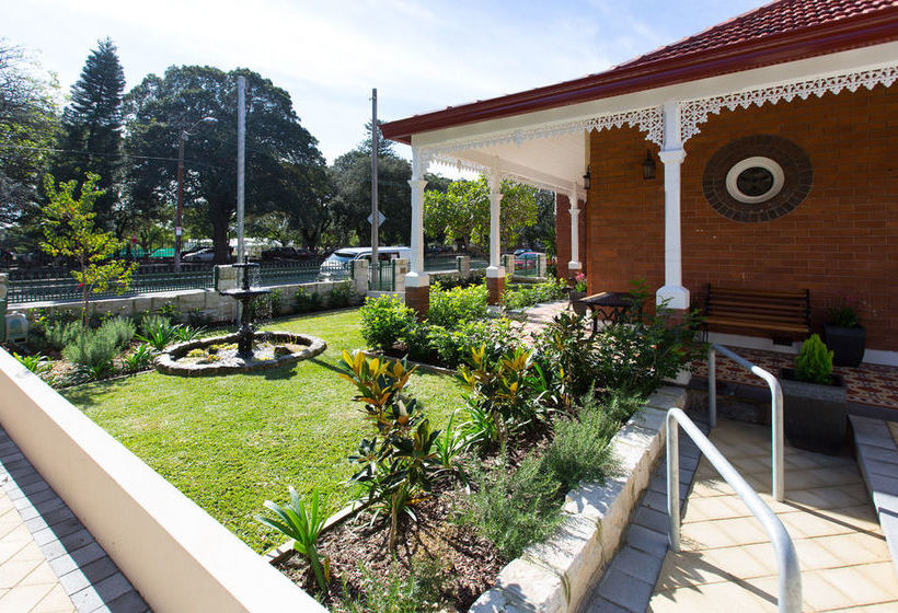 Centennial Park Lodge