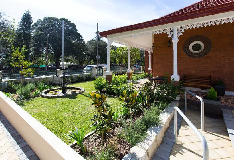 Centennial Park Lodge