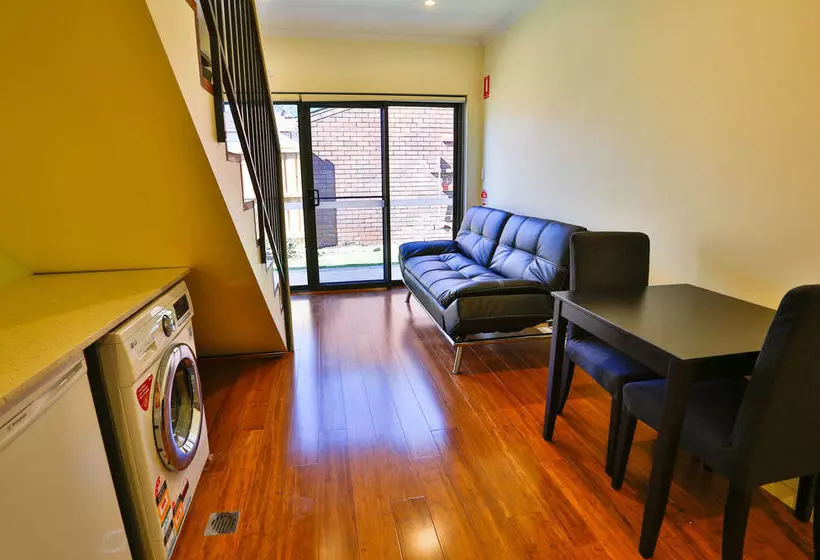 Centennial Park Lodge