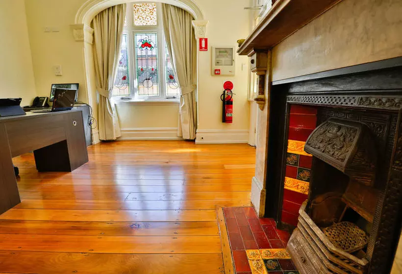 Centennial Park Lodge