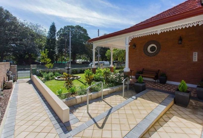 Centennial Park Lodge