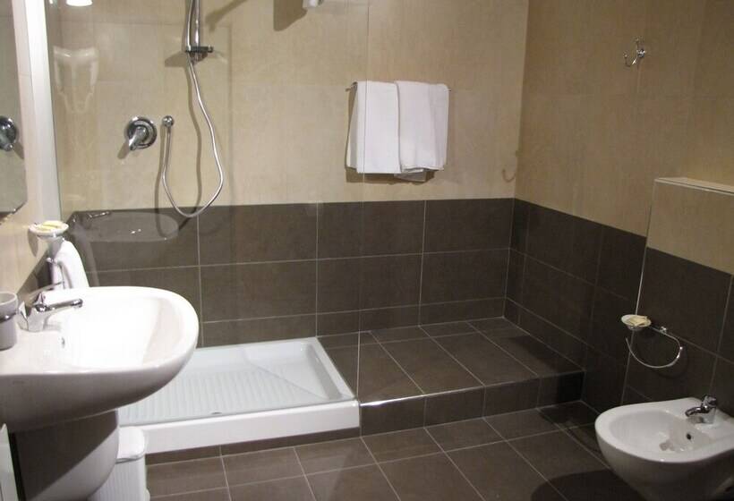 Hotel Agriturismo La Topaia