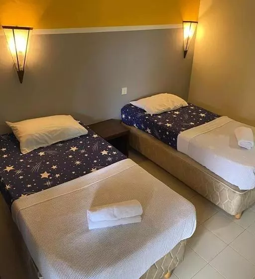 בית מלון כפרי Corrie Chalet, Pantai Cenang Langkawi