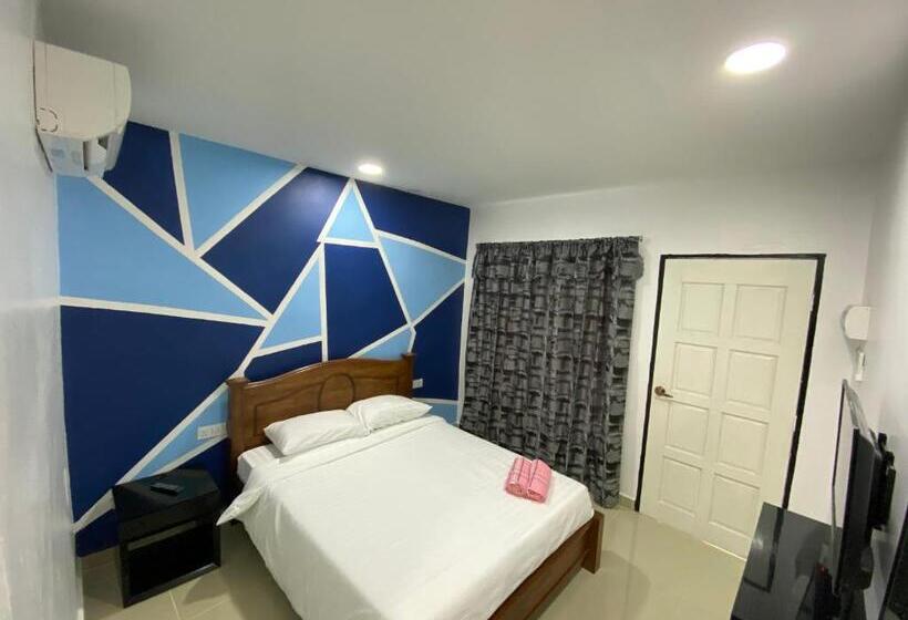 فندق Corrie Chalet, Pantai Cenang Langkawi