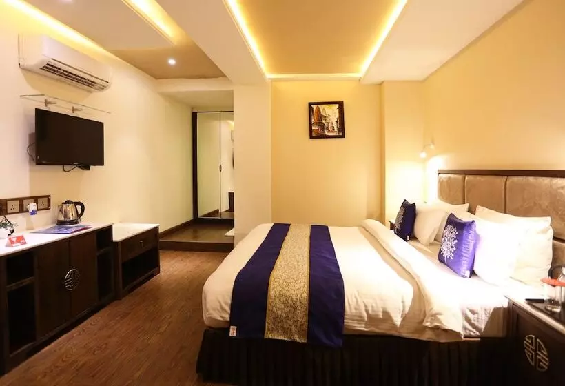 Divinity By Audra Hotels