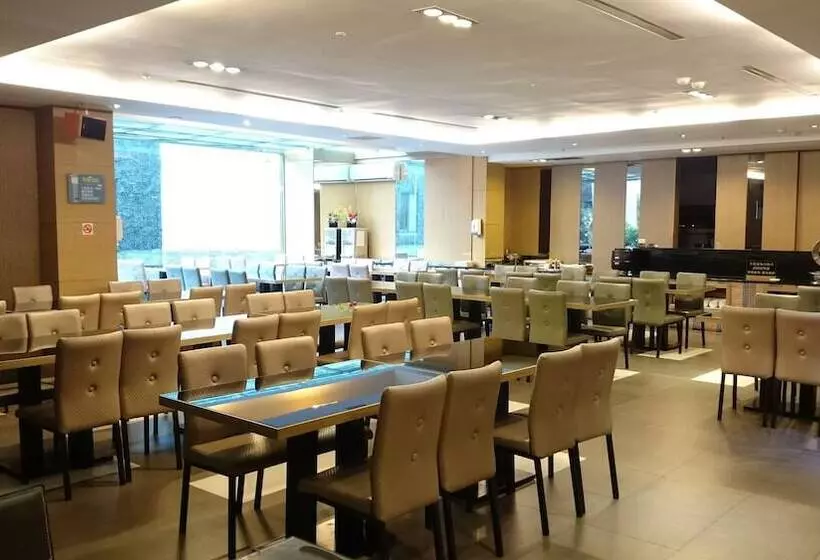 هتل Esun Villa