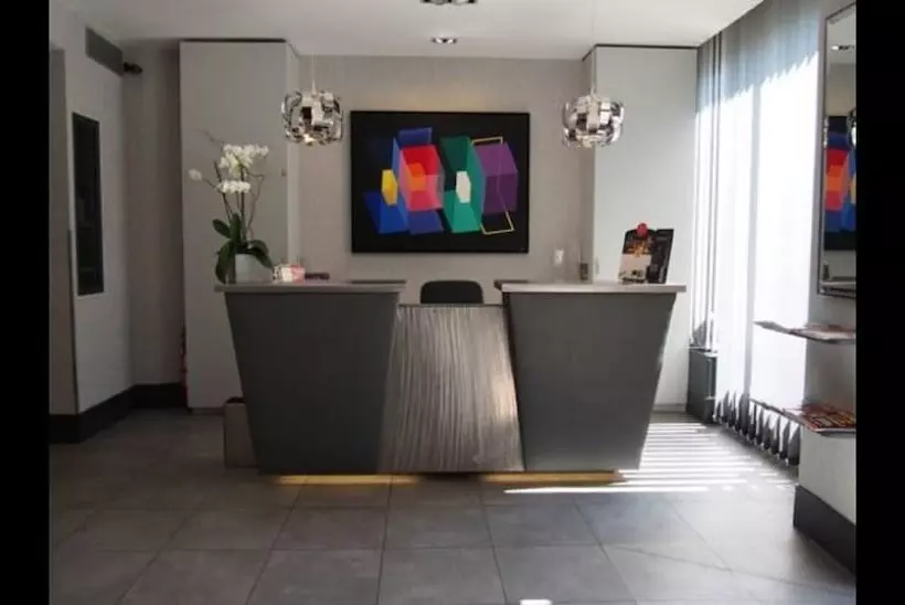 هتل Hôtel Le Carrosse