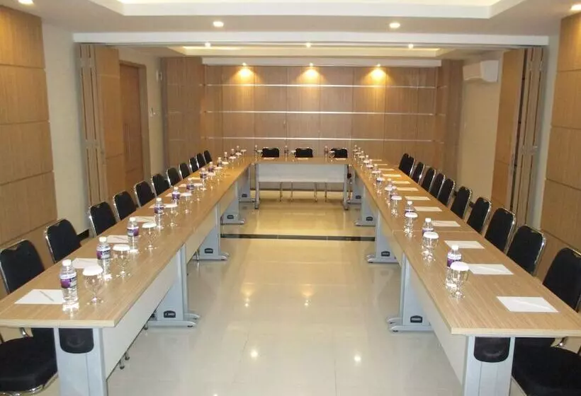 ホテル Nite & Day Batam Jodoh Square