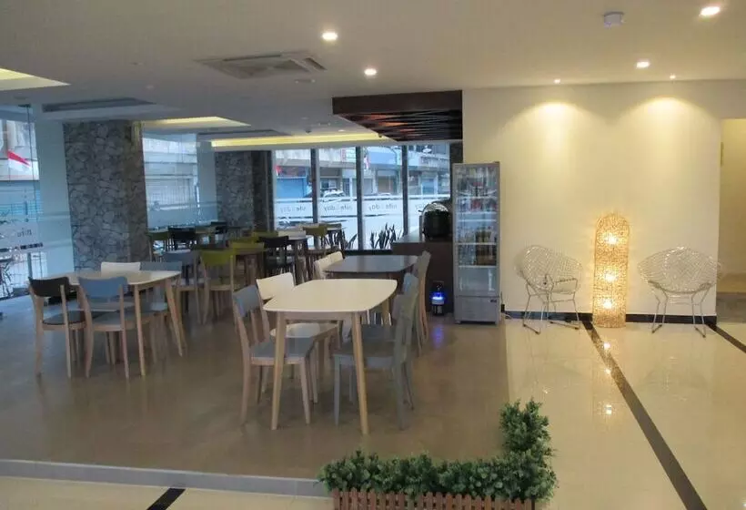 ホテル Nite & Day Batam Jodoh Square