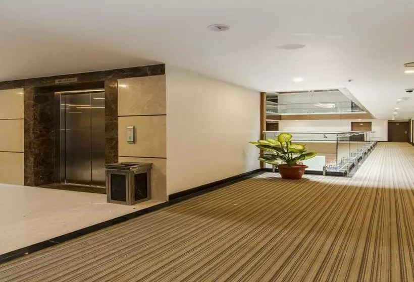 Hotel Oyo Premium Mysore