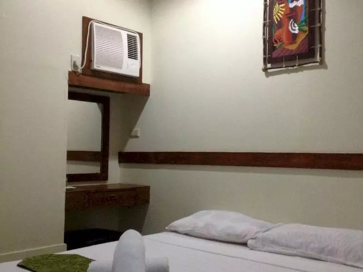 בית מלון כפרי Qm Pension House