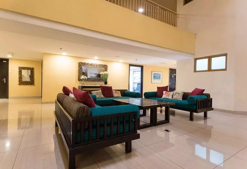 هتل Resort Suites At Bandar Sunway