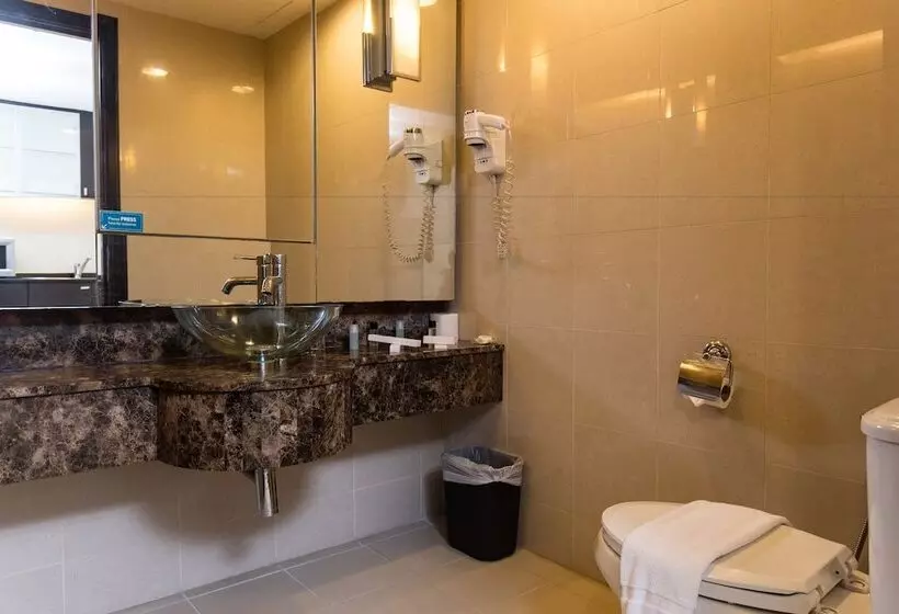 هتل Resort Suites At Bandar Sunway