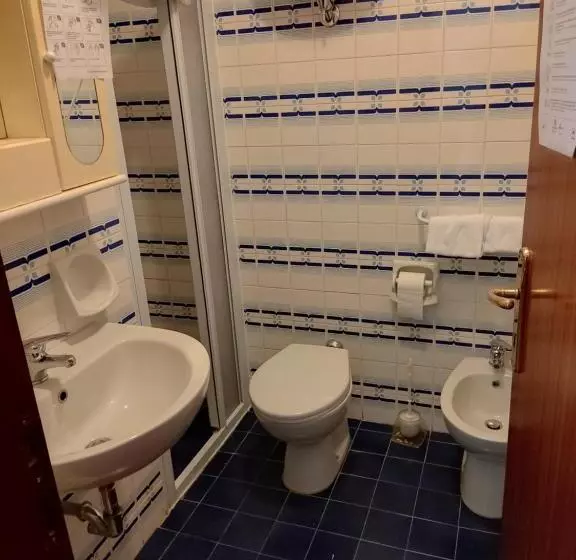 فندق Ristorante Il Grillo