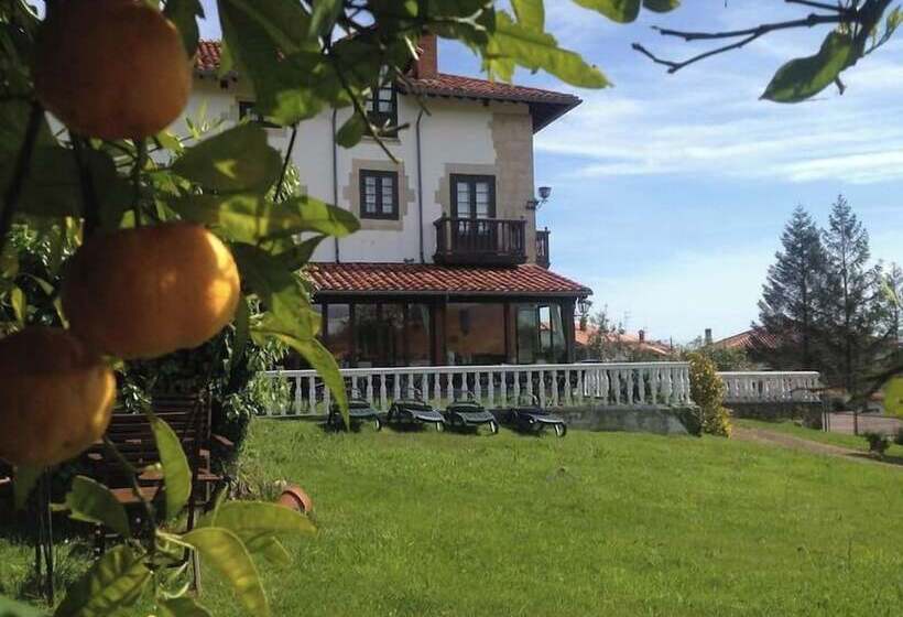 乡村酒店  Palacio La Casona De Cerrazo