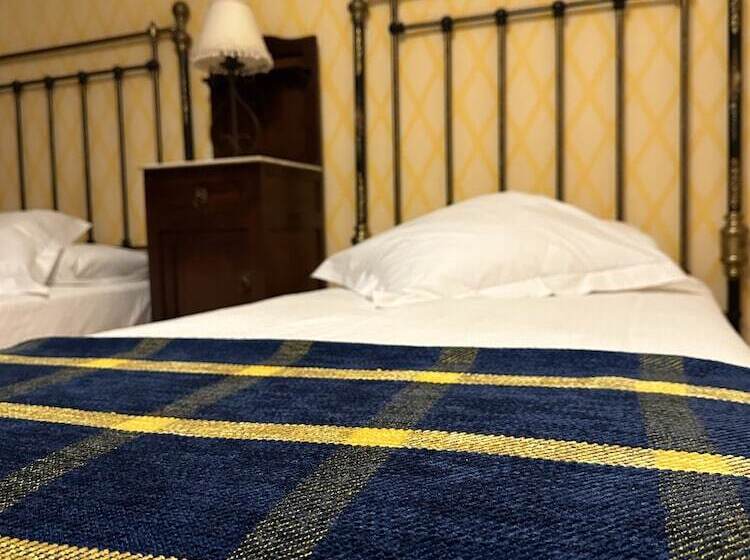 乡村酒店  Palacio La Casona De Cerrazo