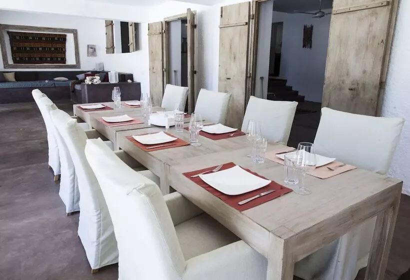 호텔 Uzuri Boutique