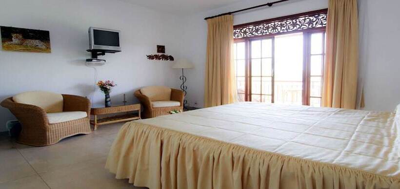 Отель Waterside Bentota