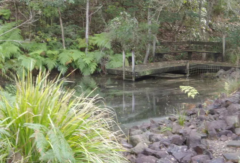 Montville Oceanview Cottages