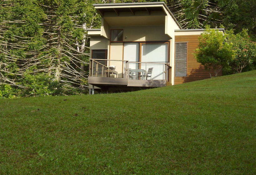 Montville Oceanview Cottages