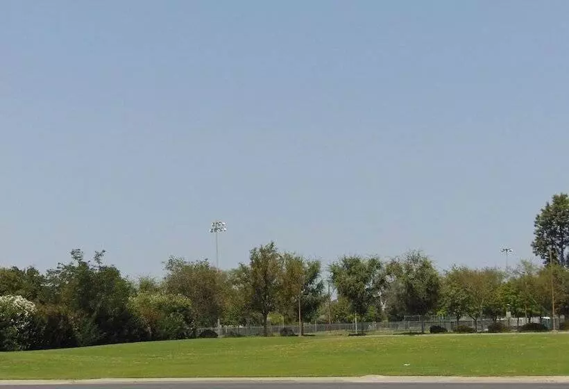 모텔 Corcoran Country Inn