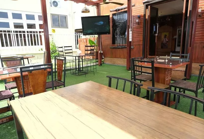 پانسیون Asantewaa Premier