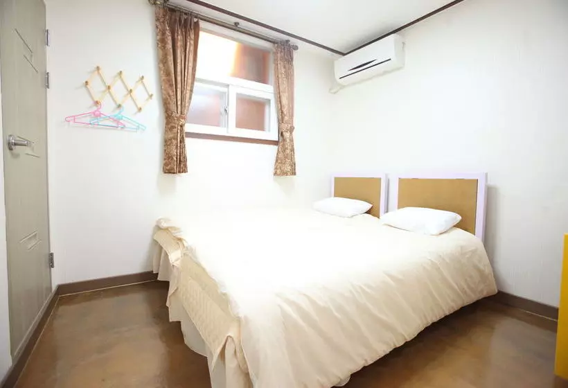 Pensão Kukje Myeongdong House