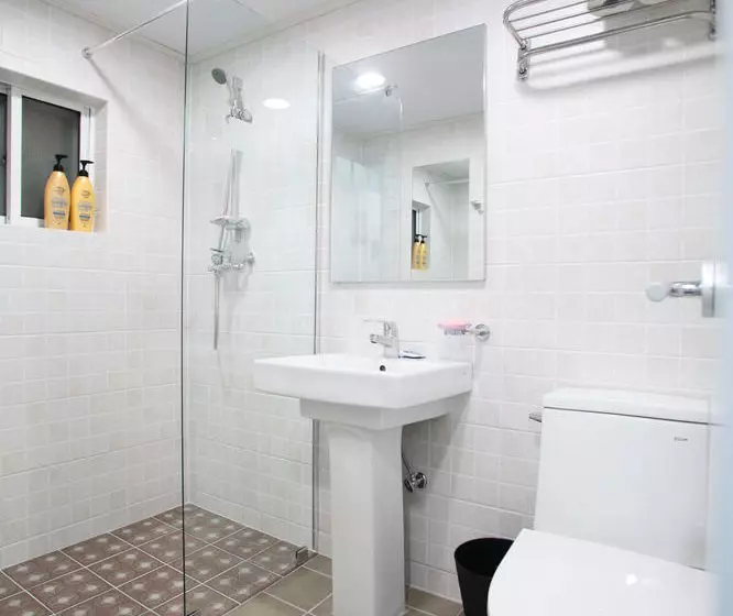 پانسیون Cocoon Stay Hapjeong