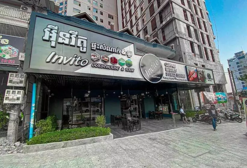 هتل Invito Guesthouse