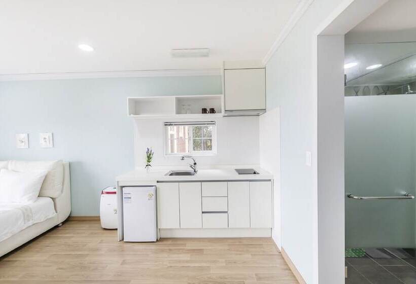 ホテル Jeju Jubilee Pension