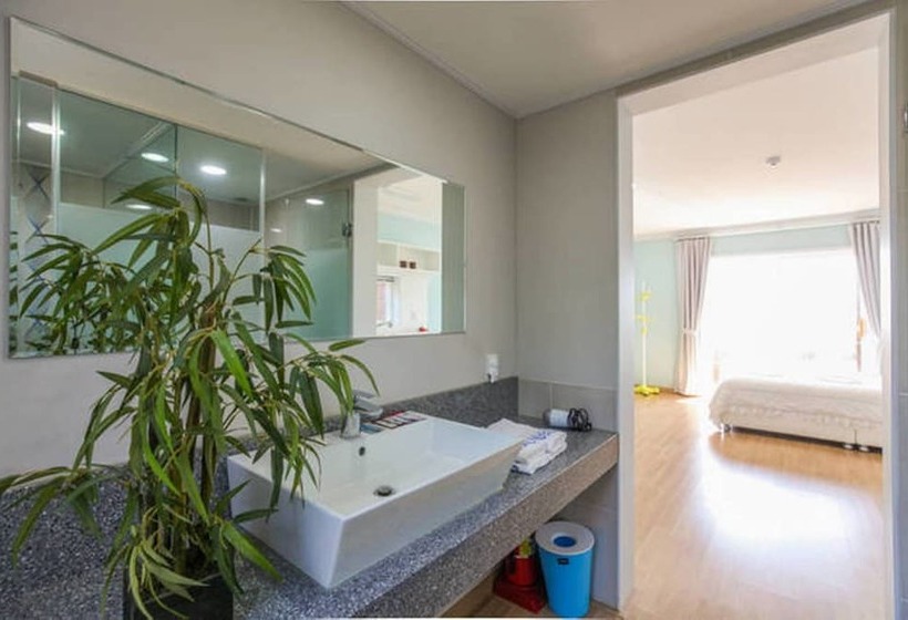 ホテル Jeju Jubilee Pension