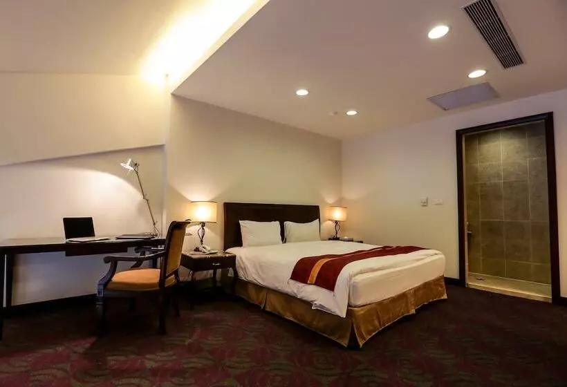 Les Hotel Tainan