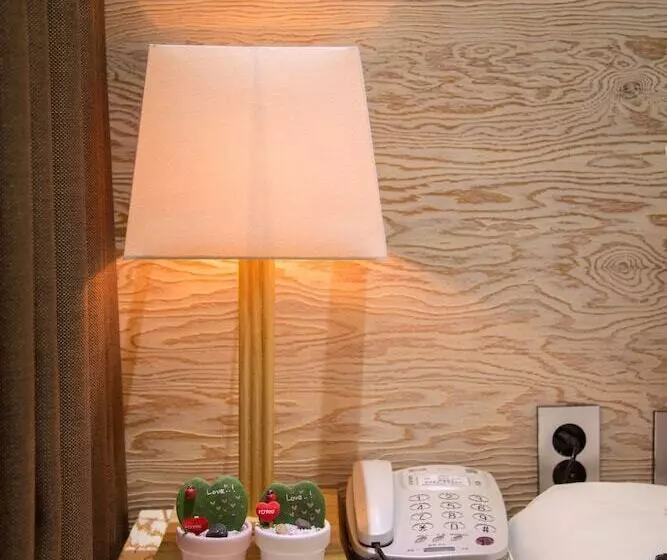 Reve Hotel Jeju