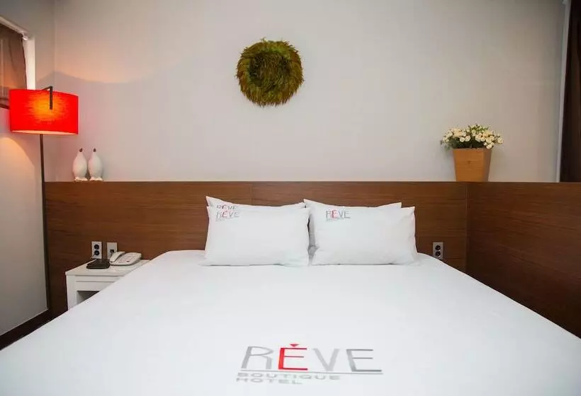 Reve Hotel Jeju