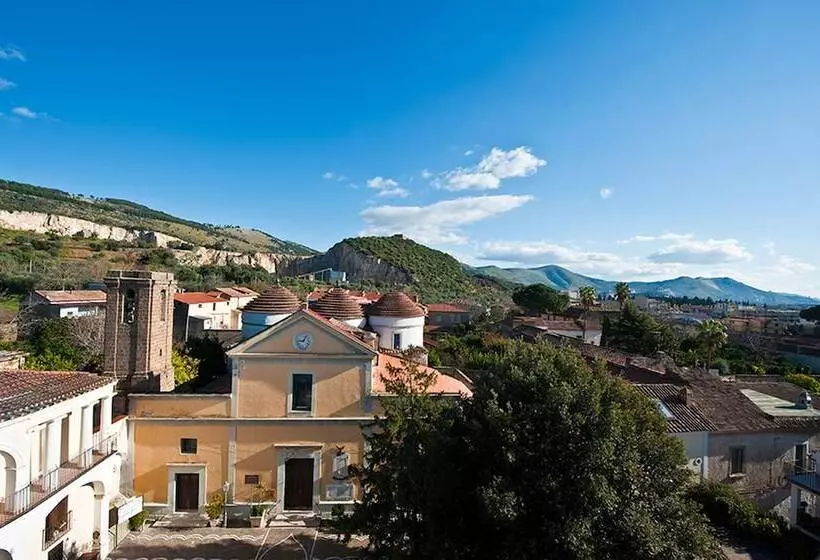 هتل Ristorante Novecento