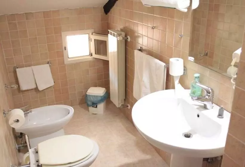 هتل Ristorante Novecento