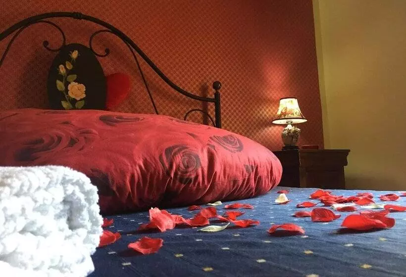 هتل Ristorante Novecento