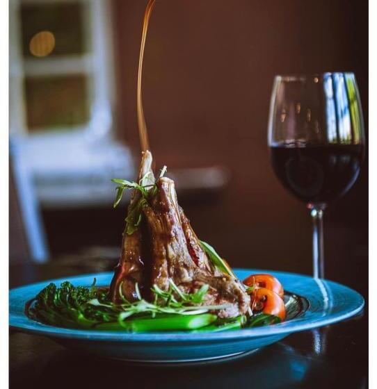 فندق على الطريق Colonial Terrace Motor Inn